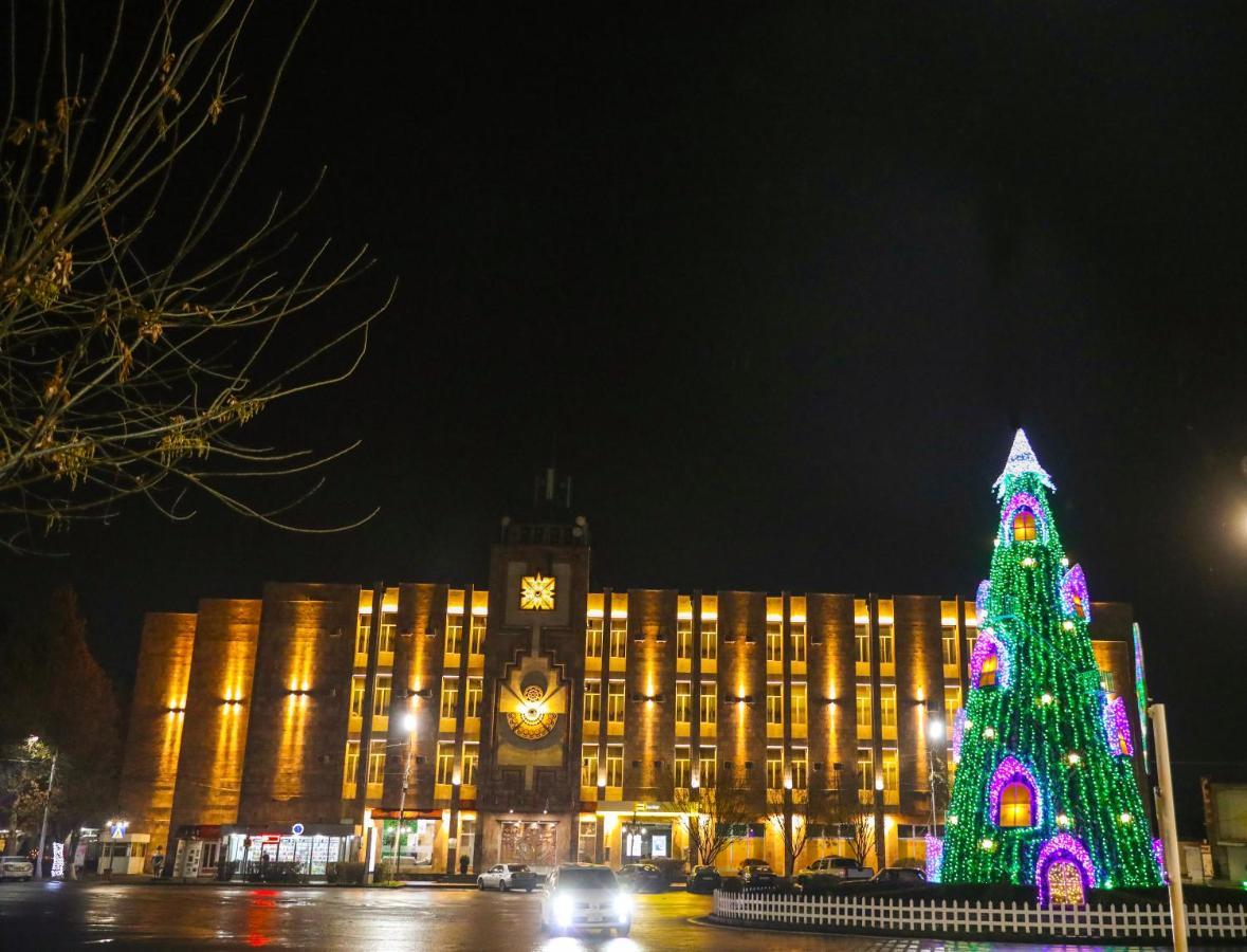 Отель Richmind Vagharshapat Экстерьер фото